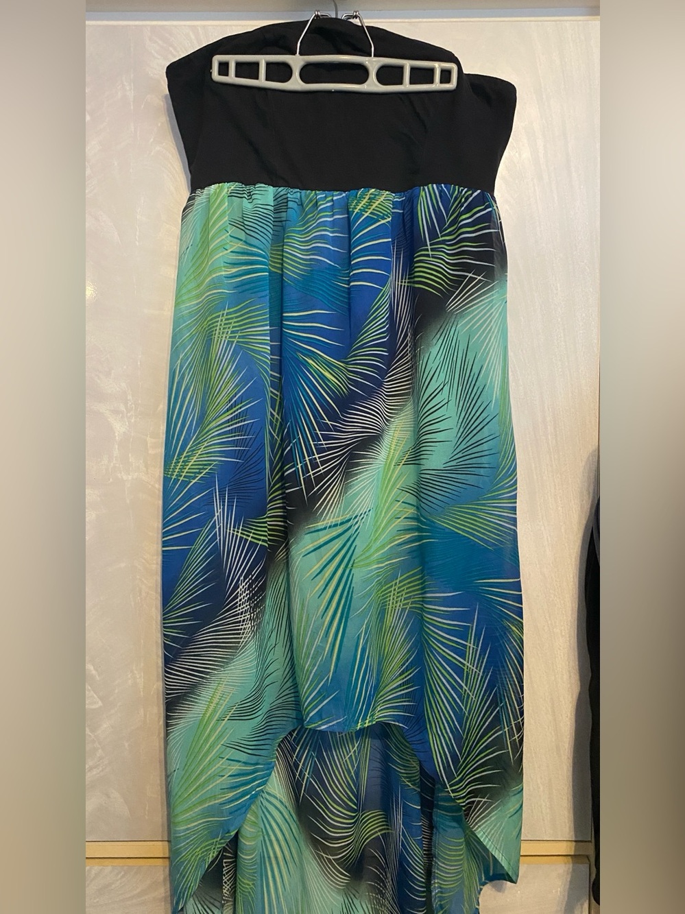 No Boundaries Women’s Strapless Dress